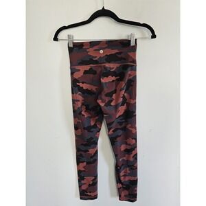 Lululemon Wunder Train High-Rise Tight 25" Everlux Heritage Camo Red/Blue Size 4